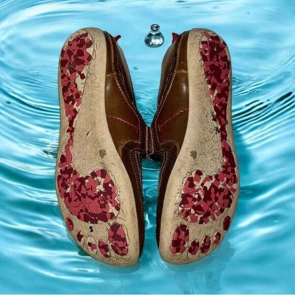 Boho CUSHE Mia Reme Shoes ~ Brown Leather Mary Jane with Pink Flowers ~ Size 9 - Picture 4 of 16